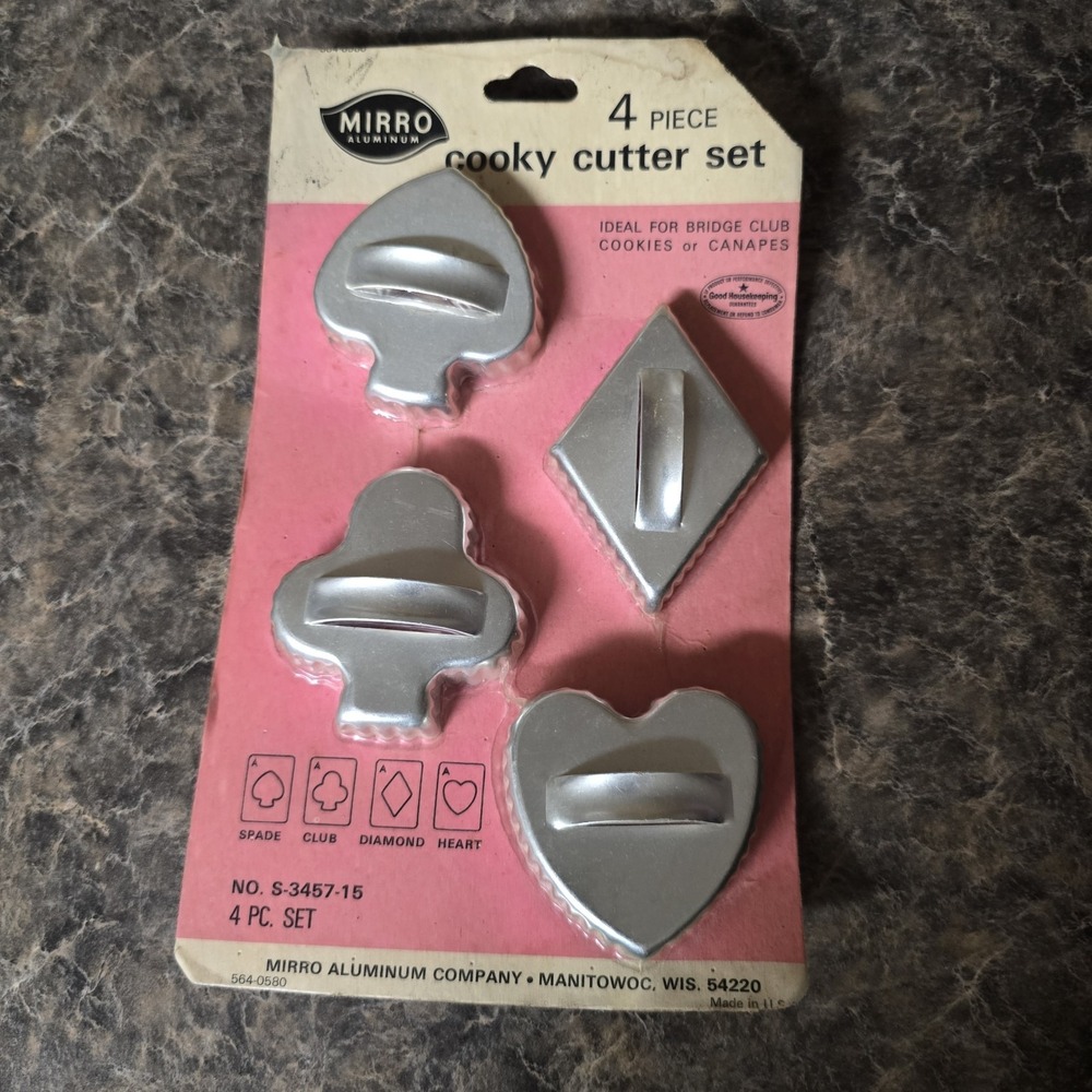 Vintage MIRRO Cookie Cutters Playing Card Suits Poker Club Diamond Heart Spade